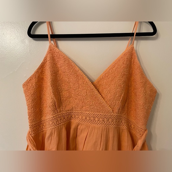 THE PYRAMID COLLECTION Spaghetti Strap Dress - Picture 5 of 9